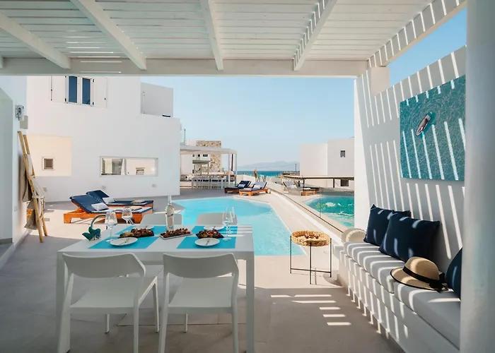 Naxos Superior Villas