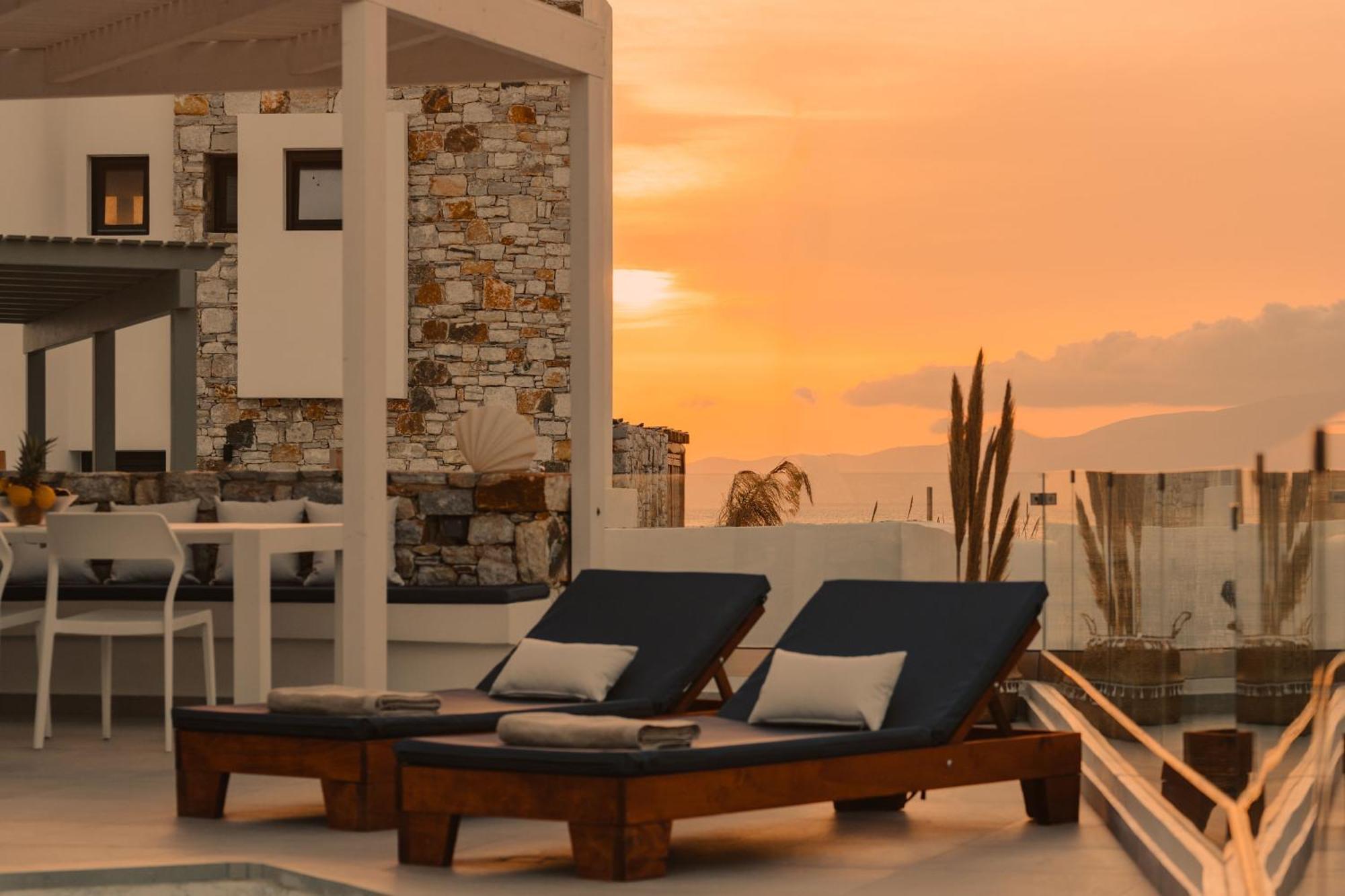 Villa Naxos Superior *