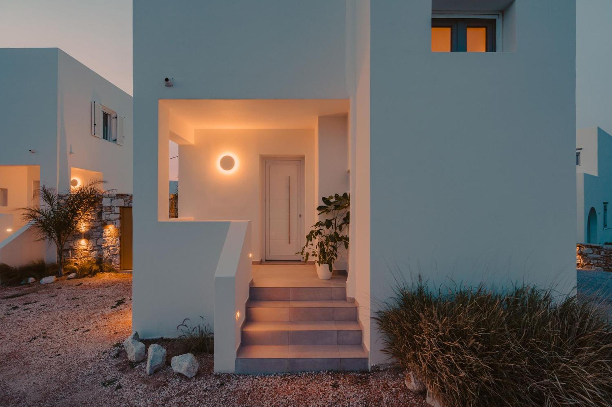 Naxos Superior Villa