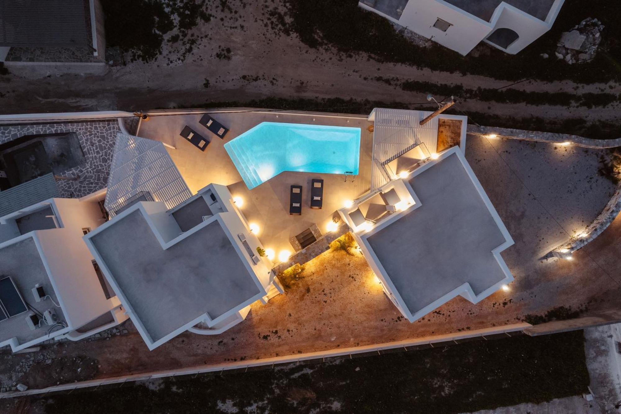Naxos Superior Villa *