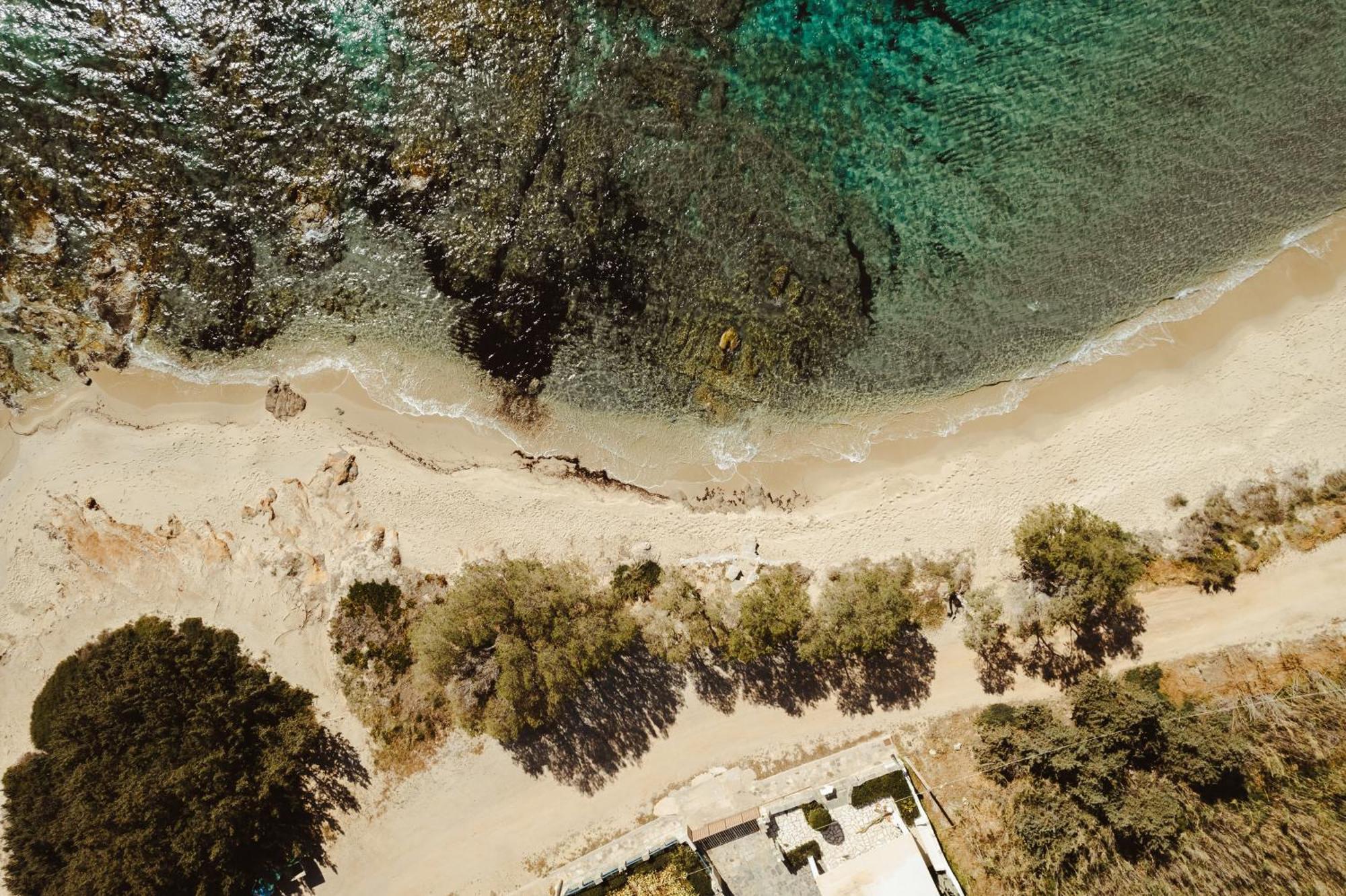 Naxos Superior