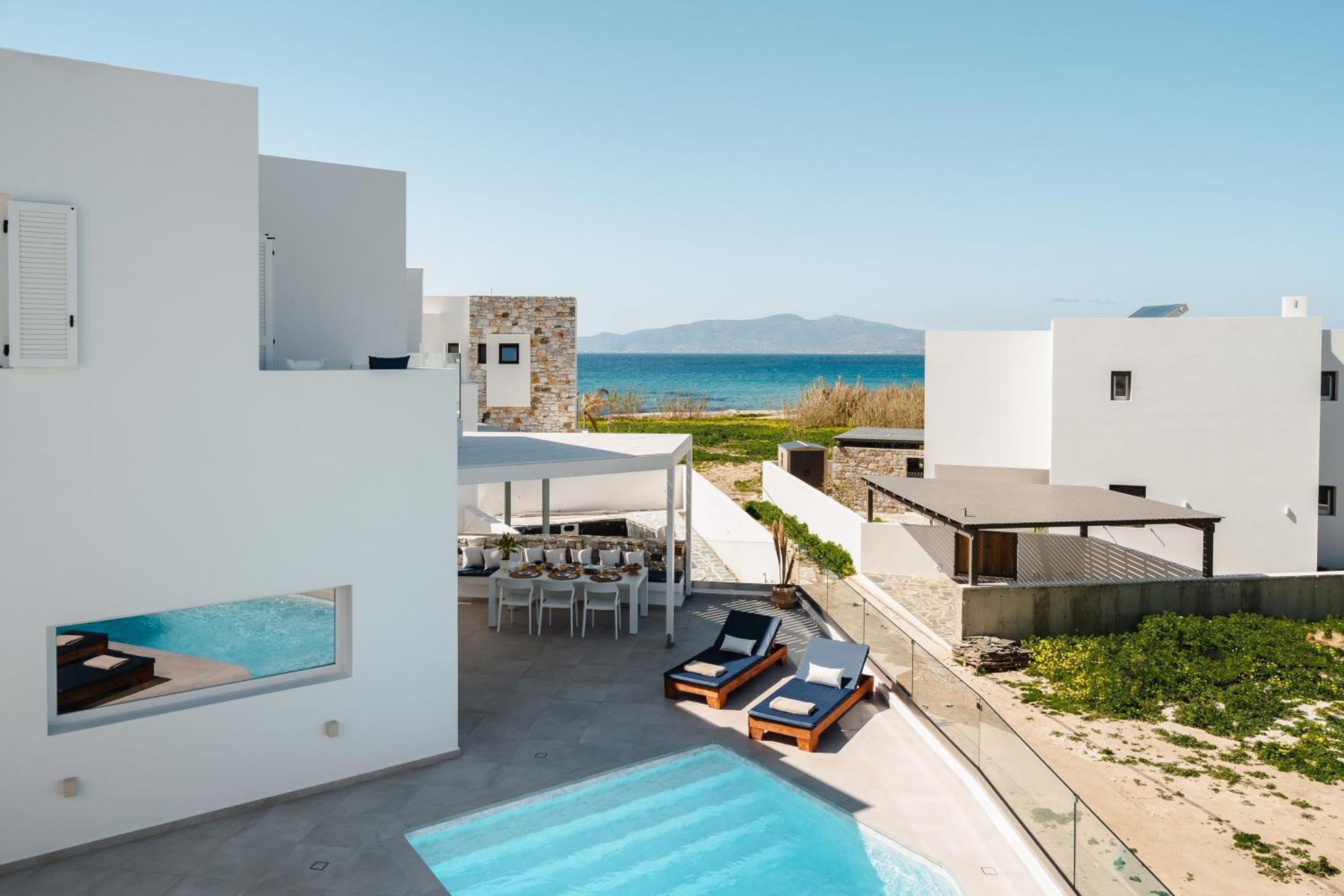 Naxos Superior *